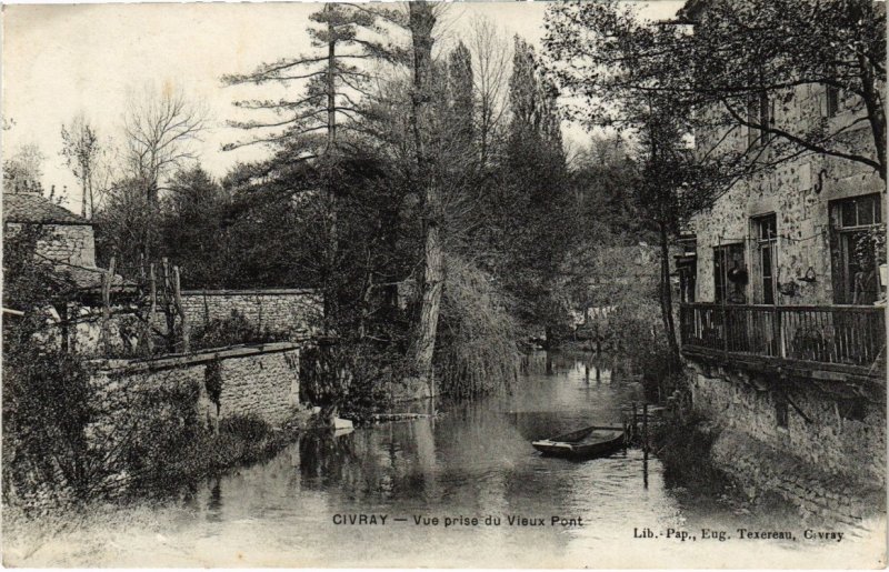 CPA Civray - Vue prise du Vieux Pont (111701)