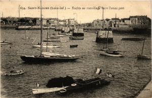 CPA St-NAZAIRE - Yachts au mouillage dans l'avant port (589684)