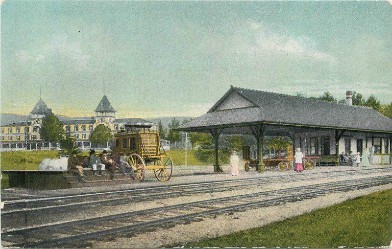 C-1910 Woodstock New Hampshire Railroad Depot Deer Park Hotel postcard 10312