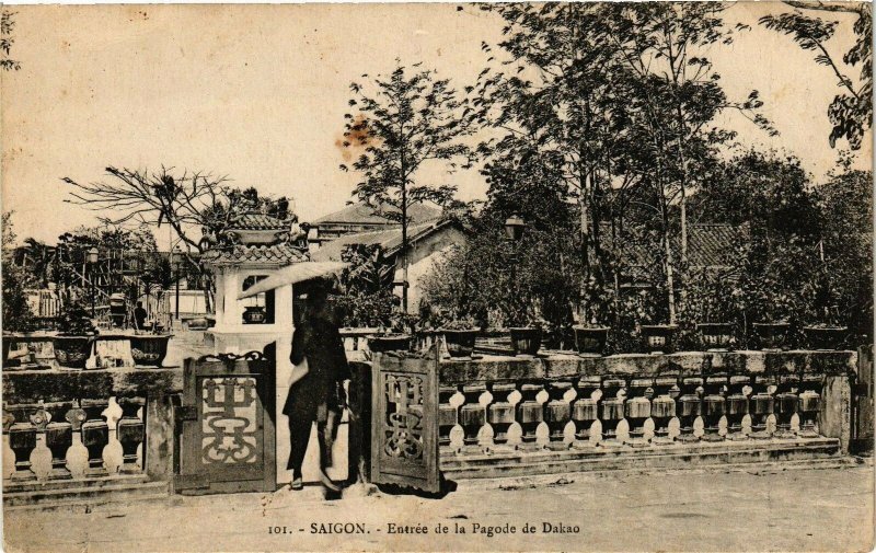 VIETNAM INDOCHINE - Saigon - Entrée de la Pagode de Dakao (190306)