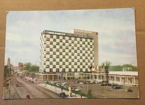 VINTAGE POSTCARD UNUSED BERLIN HILTON, BERLIN, GERMANY