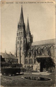 CPA Bayeux Les Tours de la Cathedrale FRANCE (1286969)