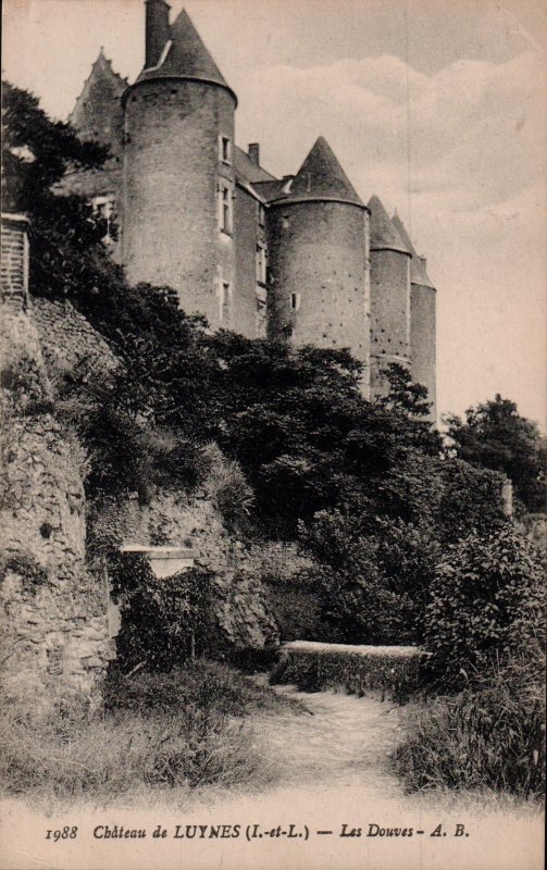 Chateau de Luynes - Les Douvese    PC