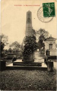 CPA VOUZIERS - Le Monument (241190)