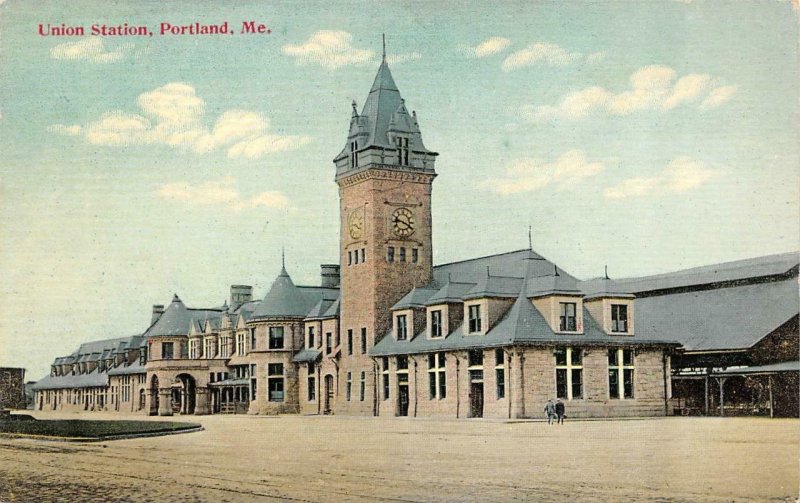 PORTLAND, ME Maine  UNION RAILROAD STATION   Train Depot  c1910's Postcard