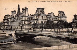 France Paris Le Pont d'Arcole et l'Hotel de Ville 1910