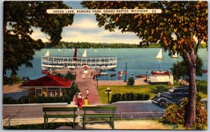 VINTAGE POSTCARD SCENE AT REEDS LAKE RAMONA PARK AT GRAND RAPIDS MICHIGAN