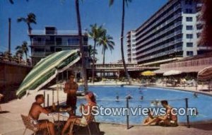 Reef Hotel - Beach at Waikiki, Hawaii HI