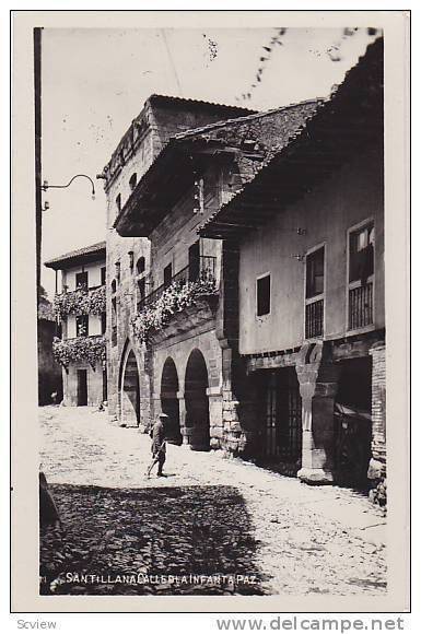 RP: Santillana , Spain , 20-30s ; Calle Dlainfanta Paz