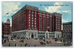 1914 Hotel Pantlind Exterior Roadside Grand Rapids Michigan MI Cars Postcard