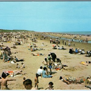 c1960s Mablethorpe England Postcard North Beach Crowded Sands Resort Sea Brown