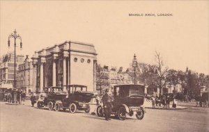 England London Policeman &Old Cars At Marble Arch