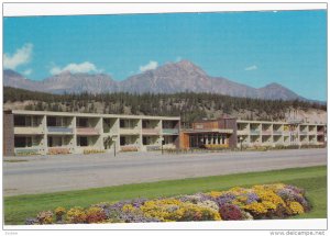 Andrew Motor Lodge, Jasper National Park, Mountains, Jasper, Alberta, Canada,...