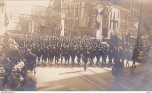 RP: DETROIT , Michigan , 00-10s ; Soldiers in Parade