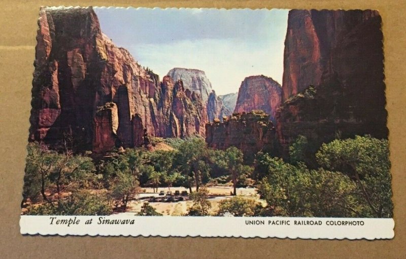 VINTAGE UNUSED POSTCARD TEMPLE AT SINAWAVA, ZION NATIONAL PARK, UTAH