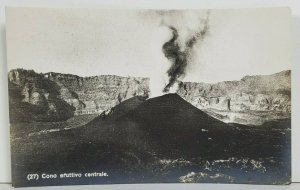 Italy Napoli Volcano Cono eruttivo centrale RPPC Postcard P12