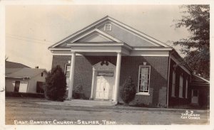 J81/ Selmer Tennessee Postcard RPPC c1940s First Baptist Church 256