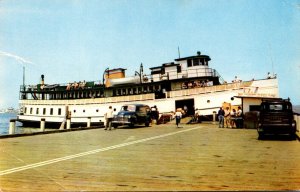 Rhode Island The Yankee Ferry Getting Ready For Its Daily Run To ...