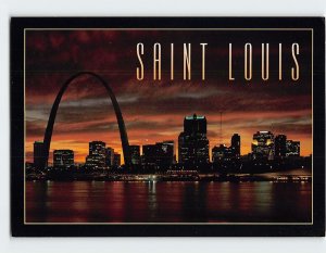 Postcard Night time arrives in St. Louis, Missouri