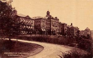 OH, Ohio  UNIVERSITY OF CINCINNATI  Campus Scene    c1910's Postcard