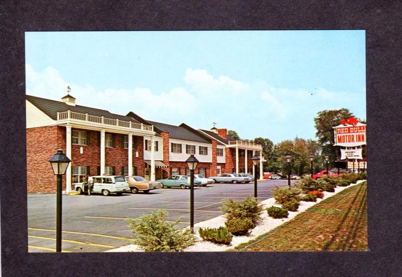 NY Red Bull Motor Inn Motel  Poughkeepsie New York Postcard Carte Postale