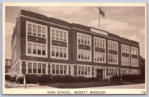 K46/ Monett Missouri Postcard c1920s High School Building  132