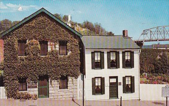 Missouri Hannibal The Museum And Mark Twain Boyhood Home At Hannibal