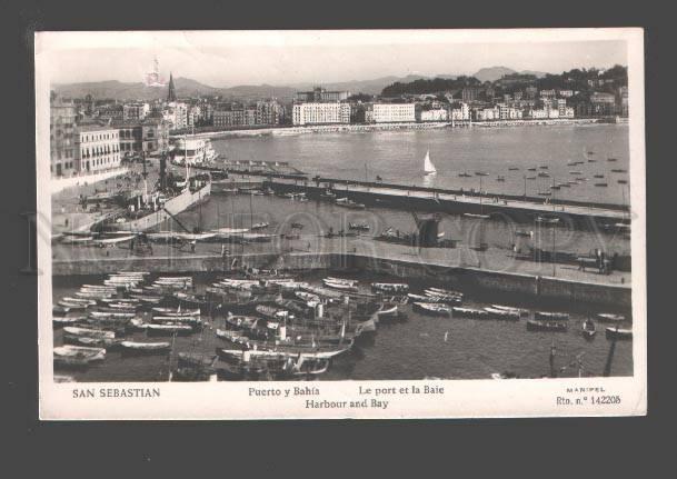 089001 SPAIN San Sebastian Harbour & Bay Old photo PC