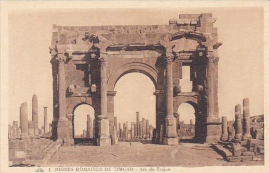 Algeria Timgad Ruines Romaines Arc de Trojan
