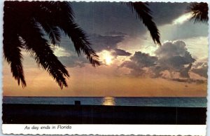 Postcard - As Day Ends in Florida, USA