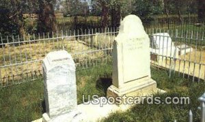 Kit Carson's Grave in Taos, New Mexico