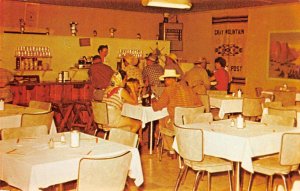 GRAY MOUNTAIN TRADING POST Dining Room & Bar Arizona Roadside ca 1950s Postcard