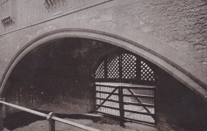 England London Tower Of London Traitor's Gate