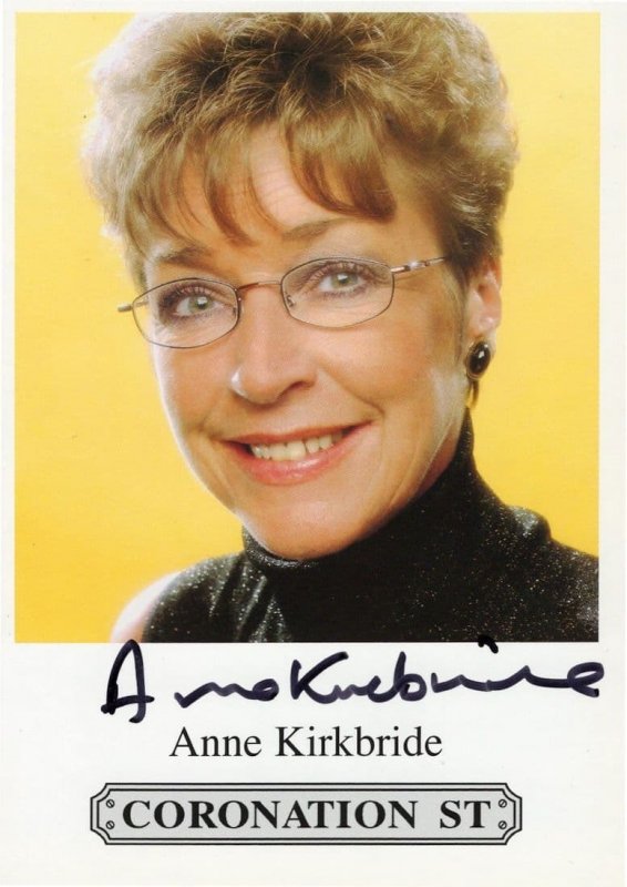 Anne Kirkbride Coronation Street Hand Signed Cast Card Photo