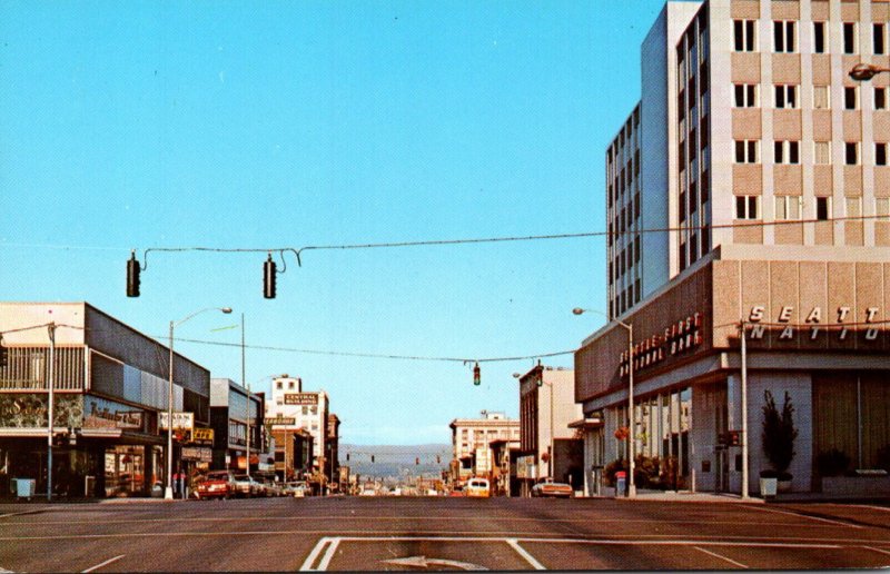 Washington Everett Hewitt Avenue Looking East