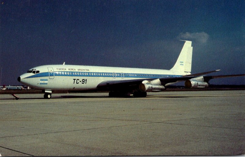 Airplanes Fuerza Aerea Argentina Boeing B-707-387B Andrews Air Force Base