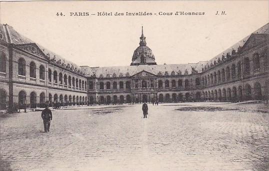 France Paris Hotel des Invalides Cour d'Honneur