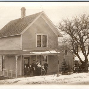 Jan 1909 Beautiful Family House Photo RPPC Farm Homestead Hill Postcard A134