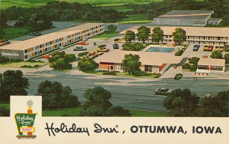 Aerial View of the Holiday Inn Motel - Ottumwa, Iowa - Roadside