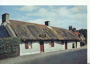 Scotland Postcard - Burns' Cottage - Alloway - Ayrshire - Ref TZ8799