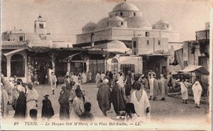 Tunisia Tunis La Mosquée Sidi MaHrez est la Place Bab-Souika Postcard C197