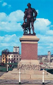 UK England Plymouth Hoe Sir Francis Drake's statue