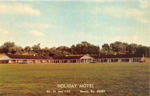 Berea Kentucky 1960s Postcard Holiday Motel