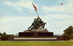 Iwo Jima Statue - US Marine Corps War Memorial