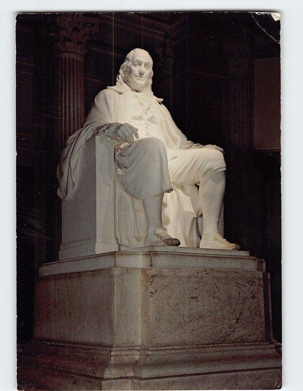 Postcard The Benjamin Franklin National Memorial Statue And Hall, Pennsylvania