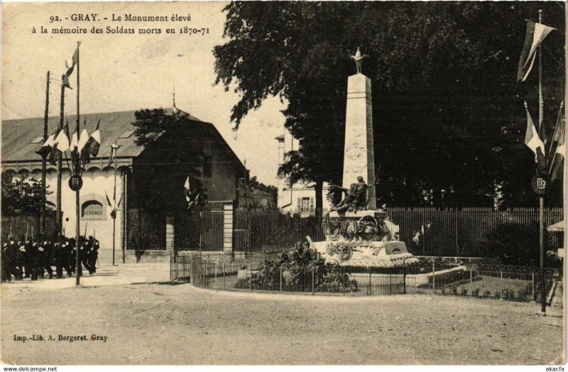 CPA GRAY - Le Monument eleve a la memoire des soldats morts en 1870-71 (636461)