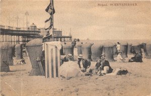 Lot 71 Scheveningen  netherlands strand  beach people