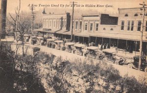 Horse Cave Kentucky Tourists Lined Up For Visit To Hidden River Cave, PC U13659