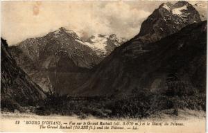 CPA BOURG d'OISANS Vue sur le Grand Rachail (alt.3070 m) et le Massif (433029)