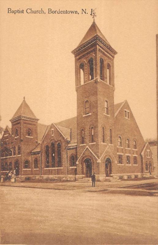 Bordentown New Jersey Baptist Church Street View Antique Postcard K17315 